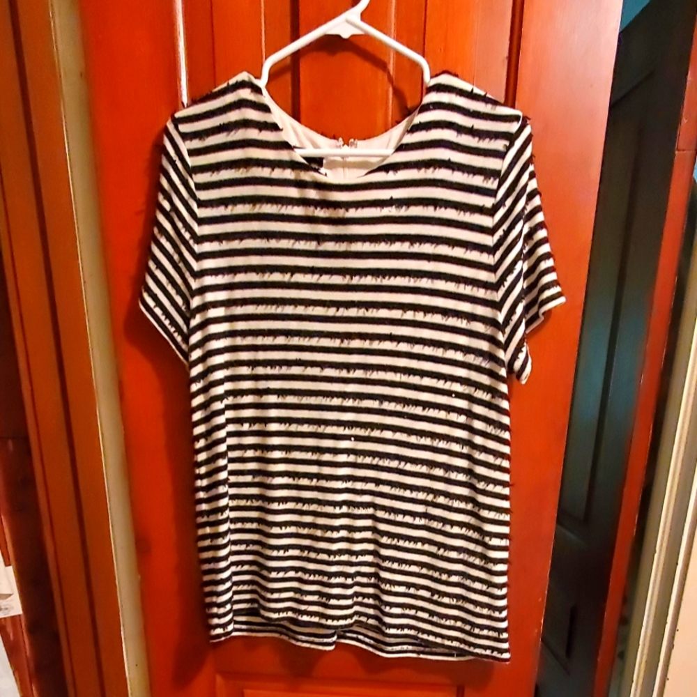 Talbots Short Sleeve White/ Black Stripped Top with Sequins, Size XL